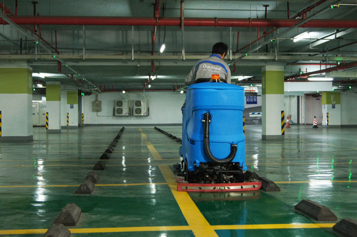 停车场清洁驾驶式官方网站